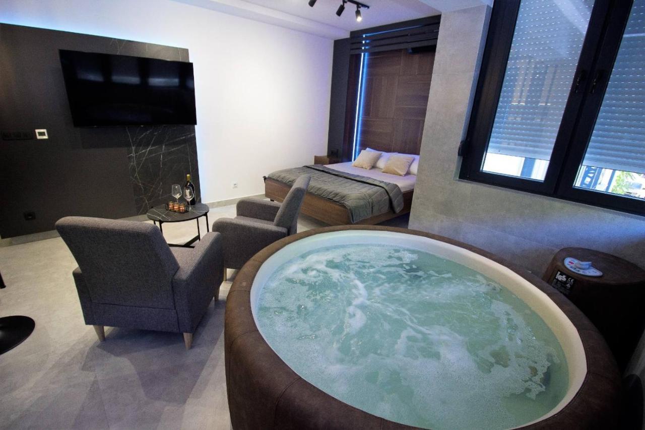 Jacuzzi Sauna Selfcheckin Mystic 모스타르 외부 사진